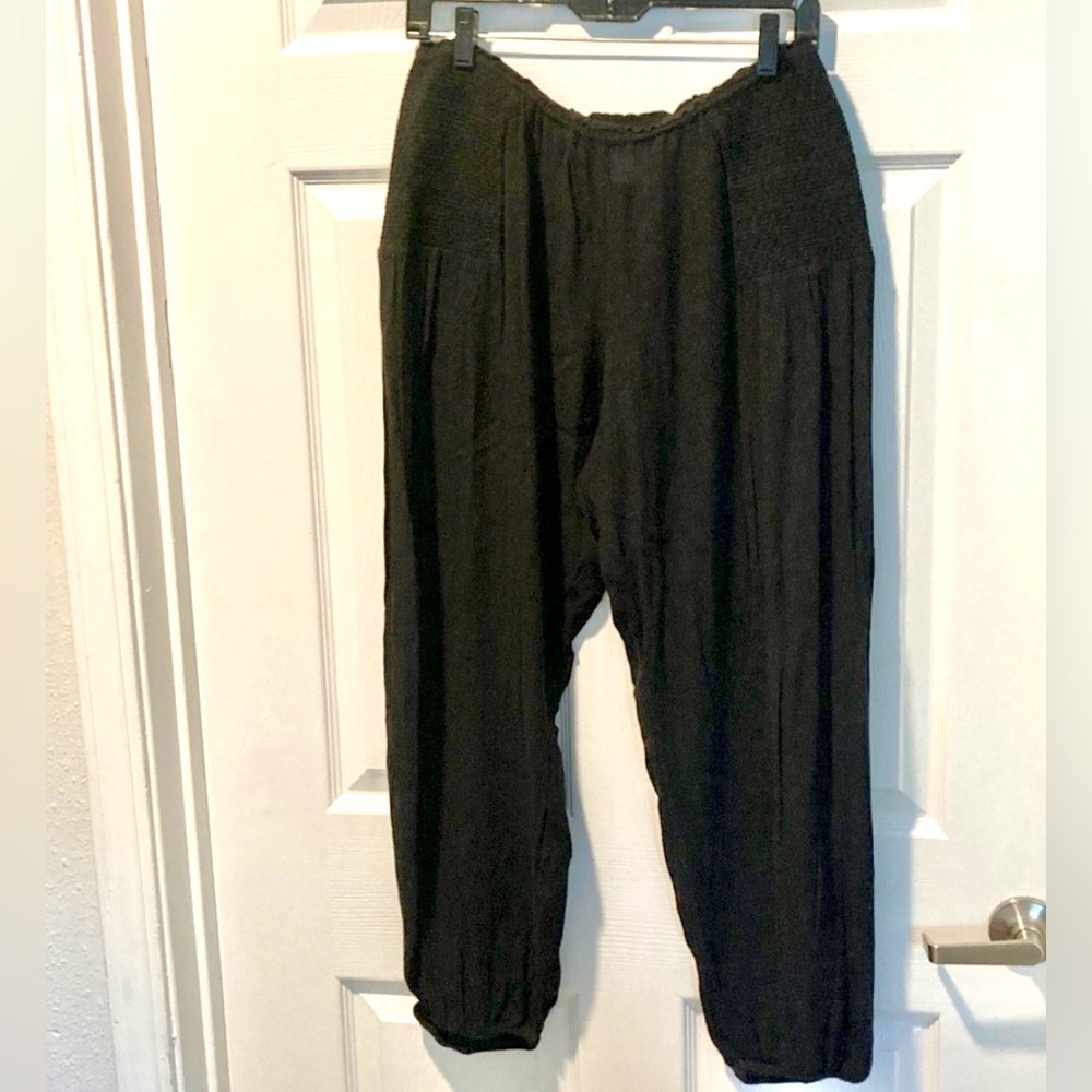Free People intimately black gauze smocked rayon jogger pant size medium